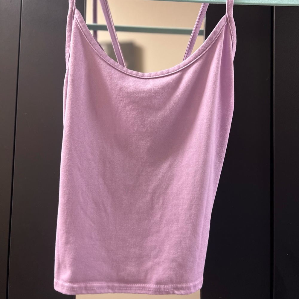 Elegant Lilac Crop Top with Spaghetti Straps